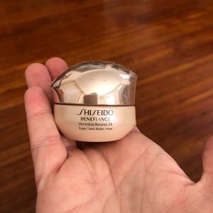 Shiseido Benefiance WrinkleResist24 Eye Cream
